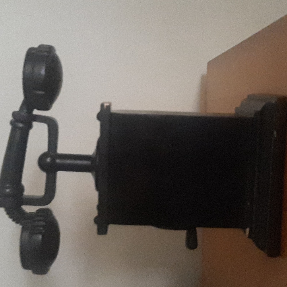 Decor - Picture 3 of 4